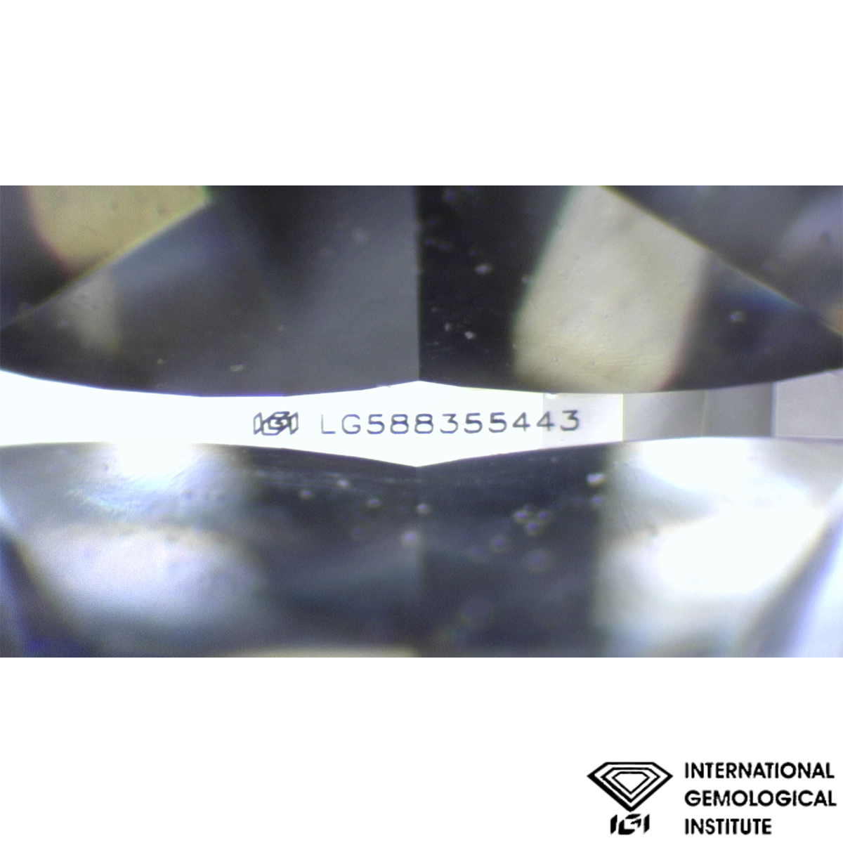 Platinum Round Brilliant Cut Lab Grown Diamond Ring 2.15ct F/VVS2